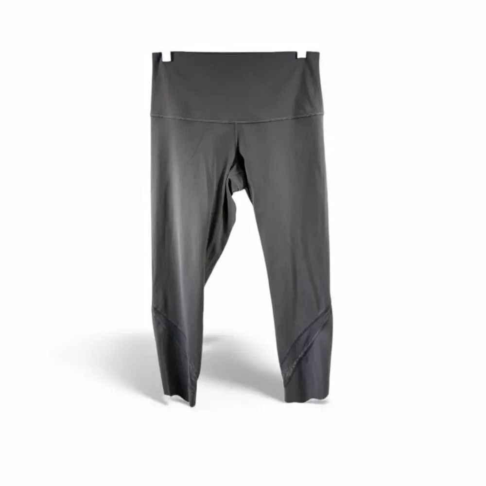 Lululemon High Rise Reversible Waist Scalloped Edge Leggings in Mauve Size 10